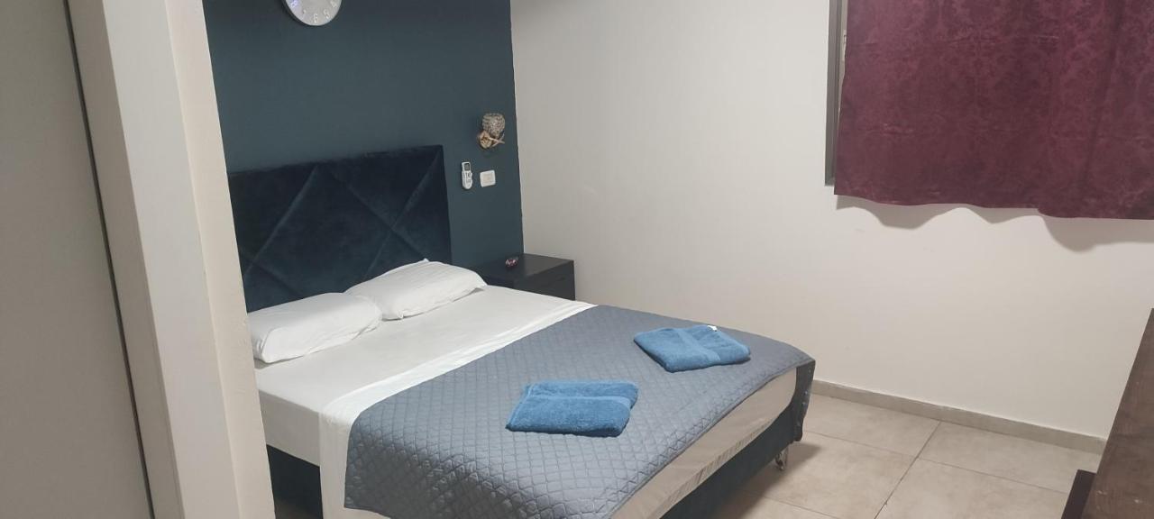 Central Laguardia Hotel Tel Aviv Buitenkant foto