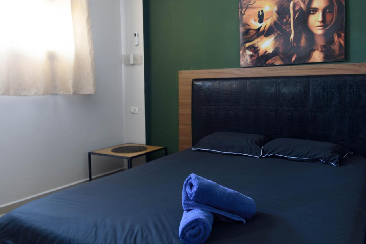 Central Laguardia Hotel Tel Aviv Buitenkant foto